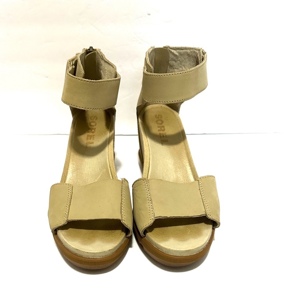 Sorel Women's Beige Wedge Sandals - Picture 3 of 11